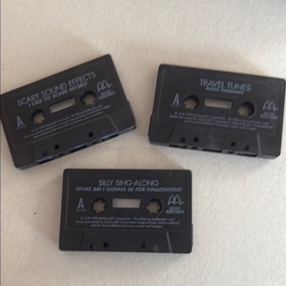 McDonald's Black Portable Cassette Player Travel Tunes